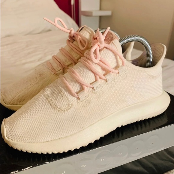 Adidas Tubular Pink size 5 - Picture 1 of 8